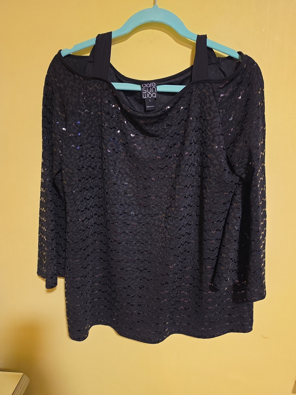 Ciara Sun Woo Women's Size Large Black Sequin Blouse Cutout Shoulders Nice!